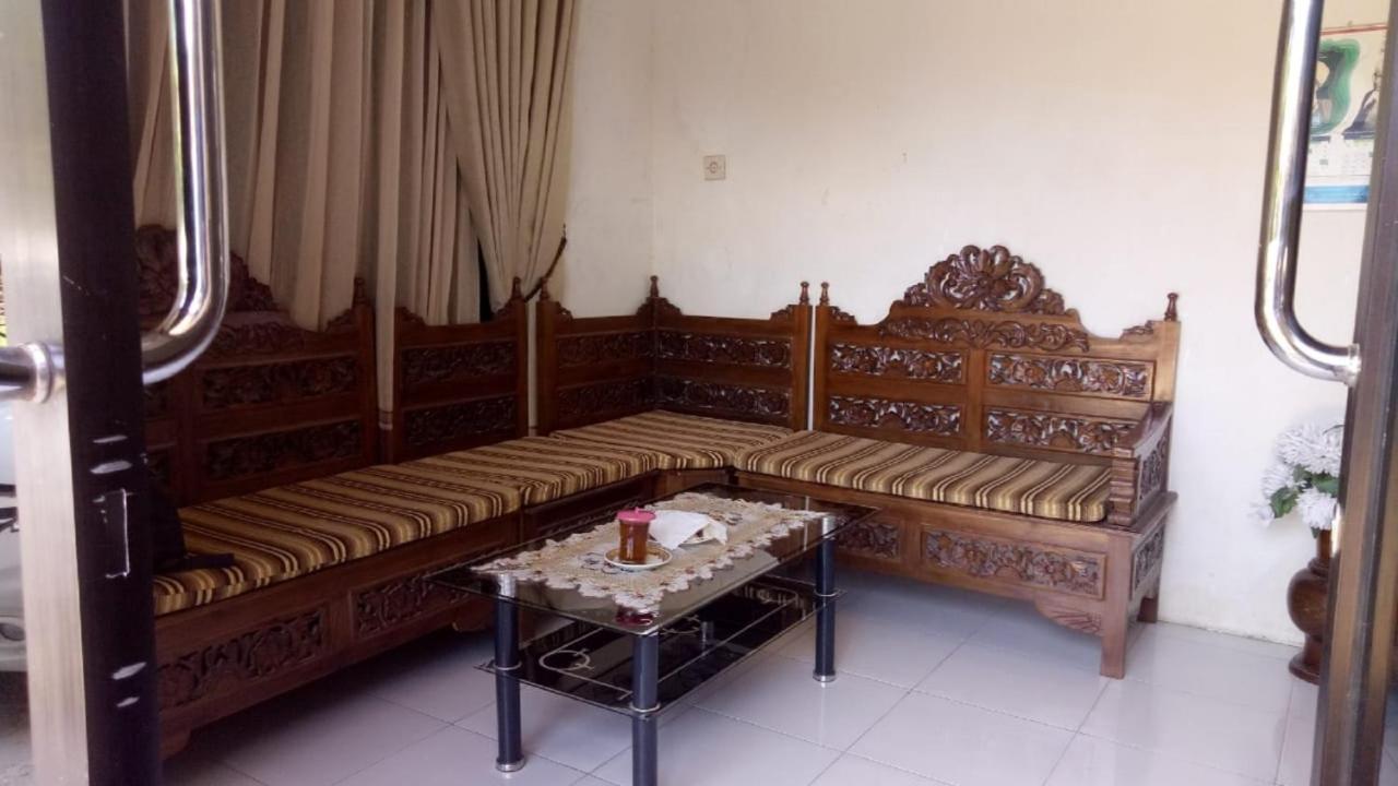 Cheap Inn Banyuwangi Banyuwangi  Eksteriør billede